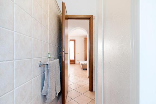A bathroom at Primula 1