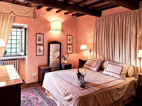 Postel nebo postele na pokoji v ubytování Villa Eleonora