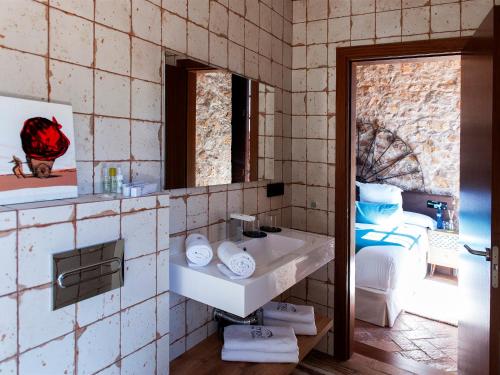 Kúpeľňa v ubytovaní Hotel Molí de l'Escala