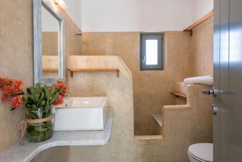 Ένα μπάνιο στο SUN DROP VILLA I, DRIOS-PAROS