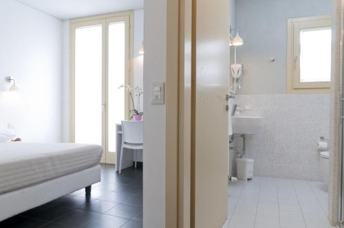 Koupelna v ubytování 6 Porte Guesthouse