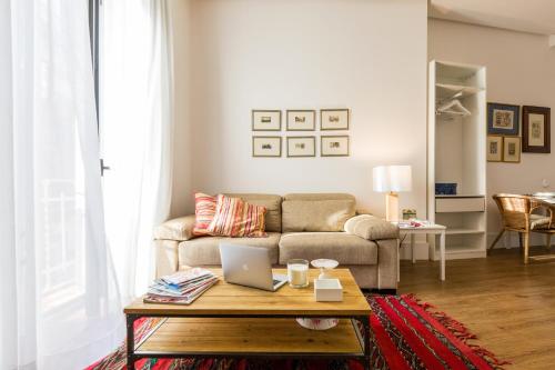 Sevilla Home Center Suites photo 51