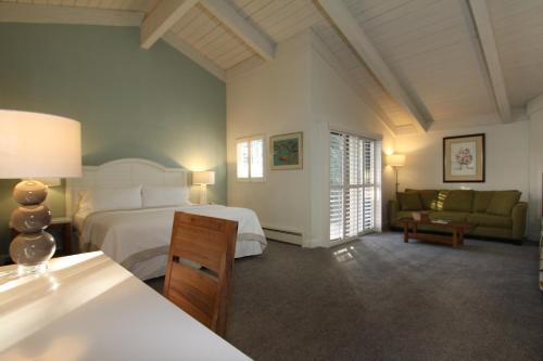 Gallery image of Lobos Lodge in Carmel