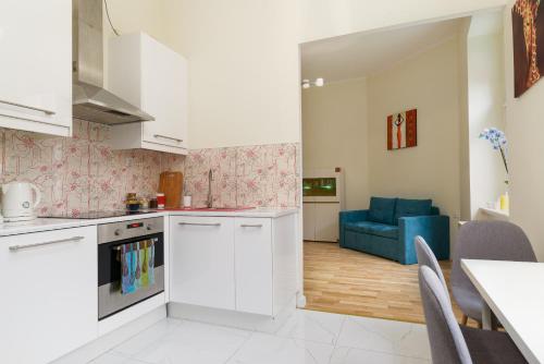 Ett kök eller pentry på Apartament Garncarska