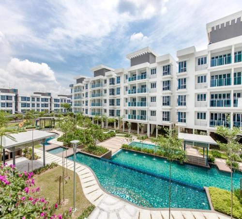 Πισίνα στο ή κοντά στο Putra 1 Pool Homestay Bandar Seri Putra