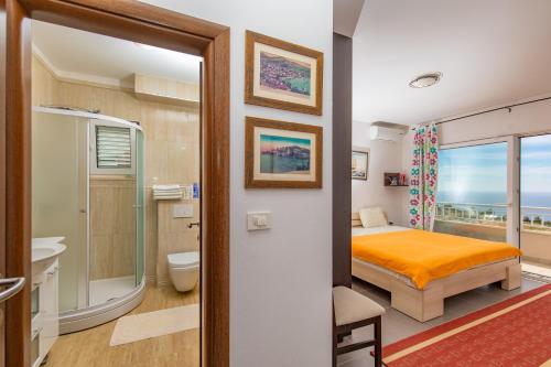Apartment Una photo 3