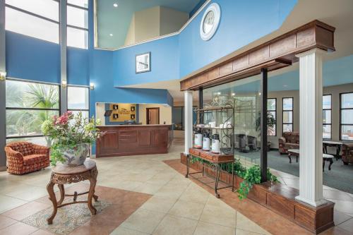Baymont by Wyndham Laurel – Photos 3