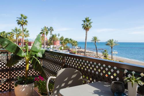 Apartamento en primera línea de playa en Benalmádena ...