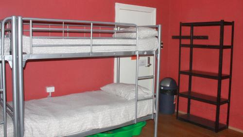 Ein Bett oder Betten in einem Zimmer der Unterkunft The Hive Hostel - Traveler Friendly, Passport Only