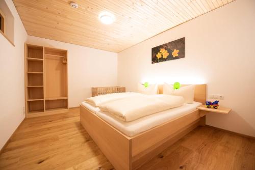 Postel nebo postele na pokoji v ubytování Wiesenhof Rusch