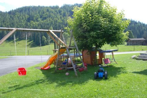 Gästehaus Luiseにあるキッズエリア