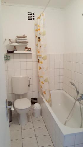Koupelna v ubytování Piacere Emden