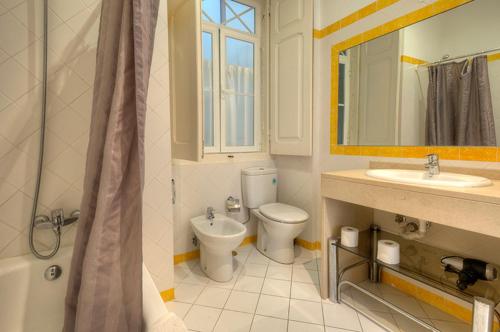 Angola 1 - 6 Bedrooms