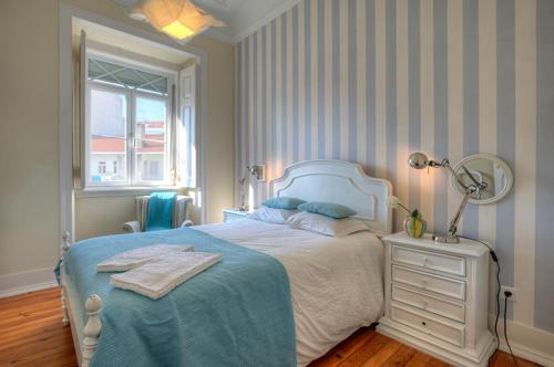 Angola 1 - 6 Bedrooms