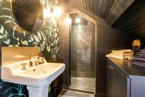 Un baño de LE CELESTIN - Centre Historique -