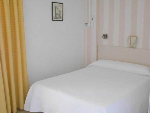 Hotel Tramontanaにあるベッド