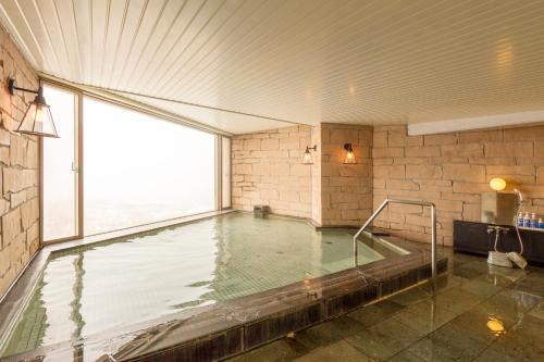Swimming pool sa o malapit sa Midagahara Hotel