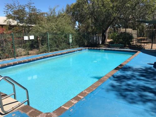 The swimming pool at or near Stawell Park Caravan Park