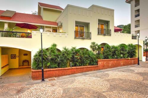 Gallery image of Joystreet - Beachy Blossom in Siolim