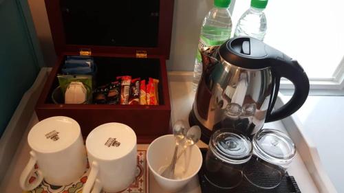 Kemudahan buat kopi dan teh di Veranda Nautica