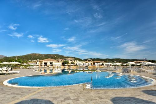 Swimming pool sa o malapit sa Amareclub Janna e Sole Resort