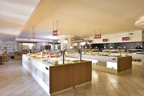 Mâncare la sau în apropiere de acest hotel