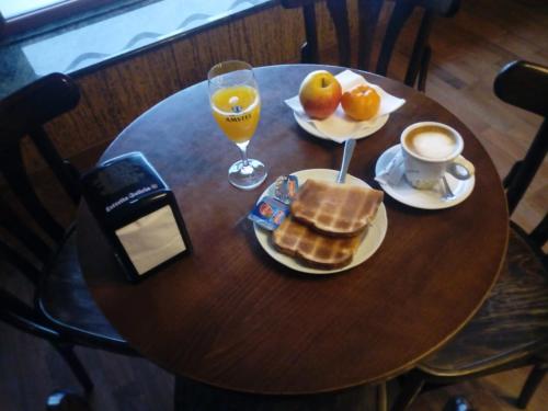 Mad på hotellet eller i nærheden