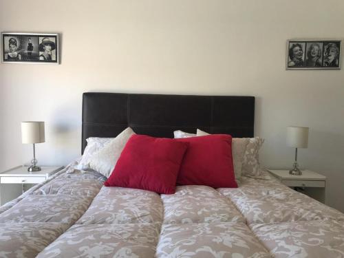 Säng eller sängar i ett rum på Amplio, moderno y luminoso departamento en la mejor zona de Tigre