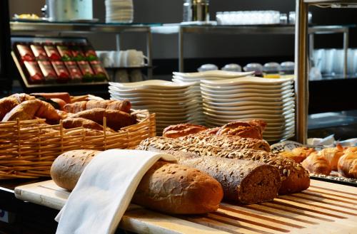 a display of breads and pastries in a bakery at DORMERO BeHo Zugspitze in Biberwier