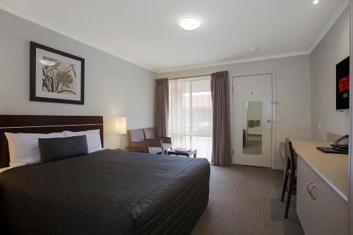 Gallery image of Elm Tree Motel in Warrnambool