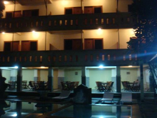 Gallery image of Sunset View Carita by Augusta hotel in Sukanegara