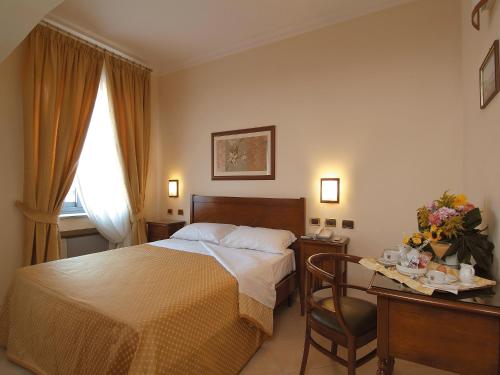 Gallery image of Buono Hotel in Naples