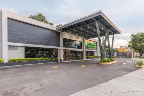 Wyndham Garden Guadalajara Expo Plaza Del Sol en Guadalajara