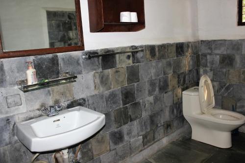 Un baño de Royal Park Hotel