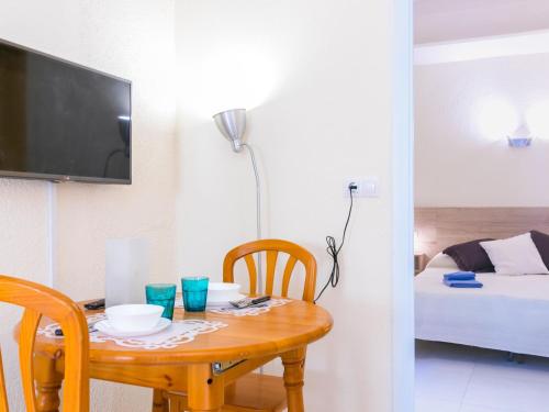 Apartment Velazquez-3 by Interhome