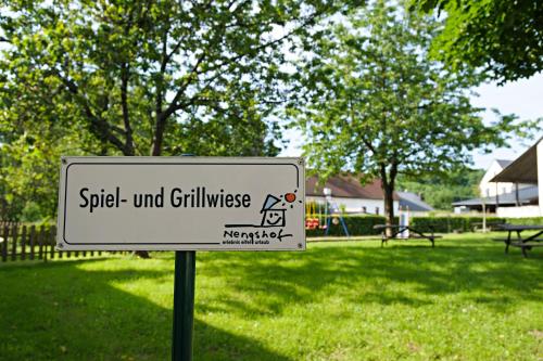 Taman di luar Nengshof Ferienwohnungen Mohnblume und Kornblume