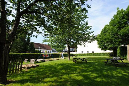 Taman di luar Nengshof Ferienwohnungen Mohnblume und Kornblume