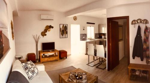 House with patio near Torremolinos centre, Torremolinos ...