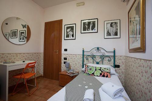 Gallery image of Hotel Cineholiday in Naples