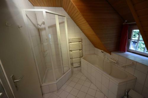 Ванная комната в Ferienhaus Familie Martens