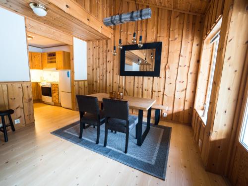 Φωτογραφία από το άλμπουμ του Blåtind Apartments σε Stordal