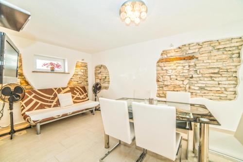 Χώρος καθιστικού στο Apartments Salčinović
