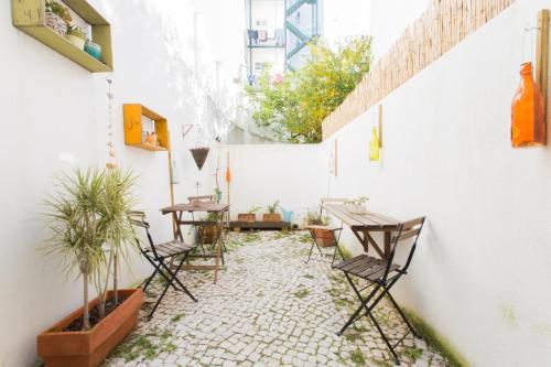 CHARMING GARDEN DUPLEX historic centre