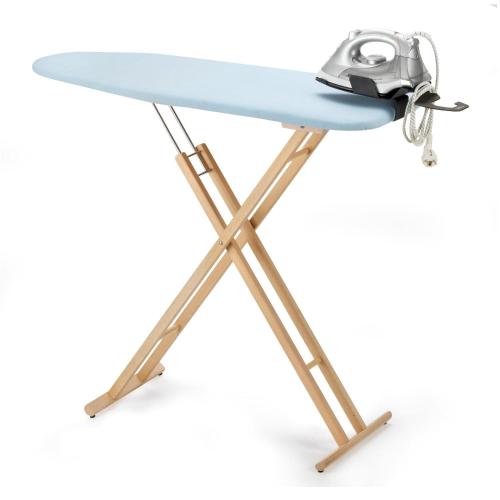 a desk with a surfboard on top of it at Lo scrigno dei sogni in Polignano a Mare