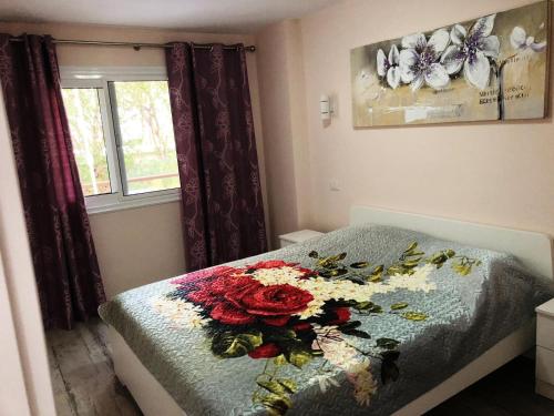 Lovely 1-bedroom apartment with a big terrace, Las Americas, Tenerife