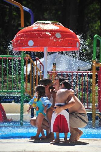 Επισκέπτες που μένουν στο Solanas Green Park & Crystal Beach
