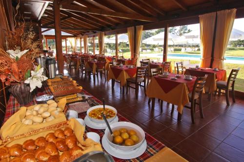 Makanan di atau berdekatan hotel