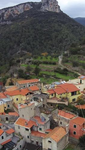 Nespecifikovaný výhled na hory nebo výhled na hory při pohledu z bed and breakfast
