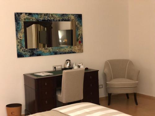 Gambar di galeri bagi Giardini Calce - Luxury Rooms di Ravello