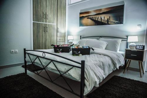 Ένα ή περισσότερα κρεβάτια σε δωμάτιο στο Luxury apartment near Acropolis! in the Heart of Athens!